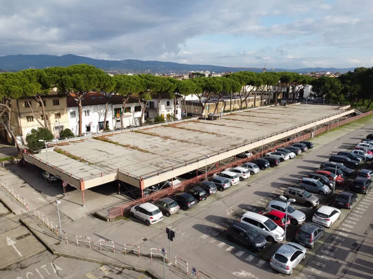 Il parcheggio alla stazione