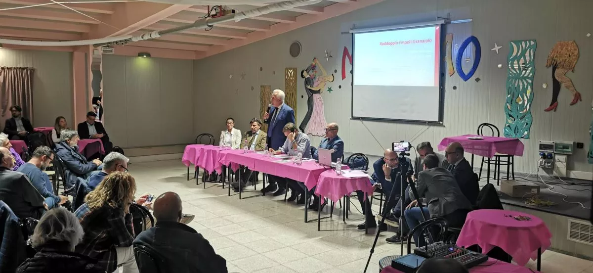 Assemblea raddoppio ferroviario